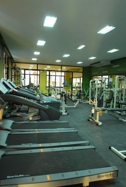 For Rent 3 Bedroom Bare with Parking in Royal Palm Residences Acacia E04