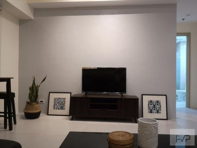 "For Rent: Icon Residences - 1 Bedroom, furnished with parking and balc"01