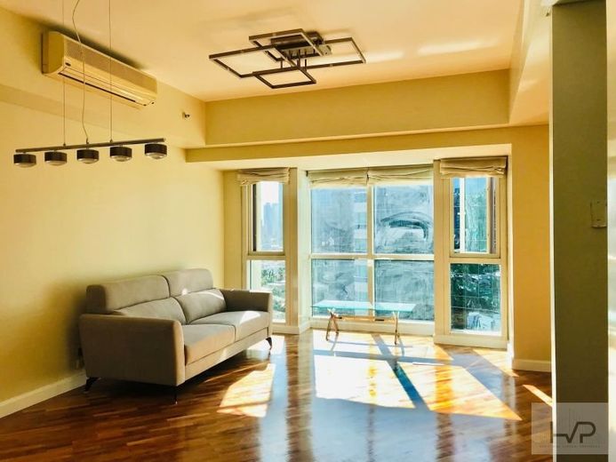 "The Manansala - 1BR w/ Den, 71sqm, Fully furnished w/ Parking, Rockwel"01