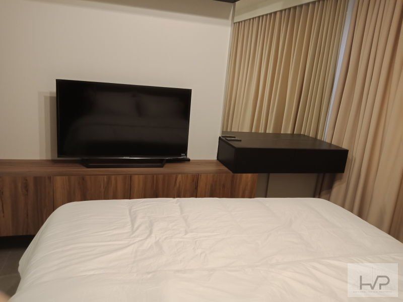 "Lincoln Towers - Studio, 32sqm, Fully furnished, Rockwell Center, Maka"03