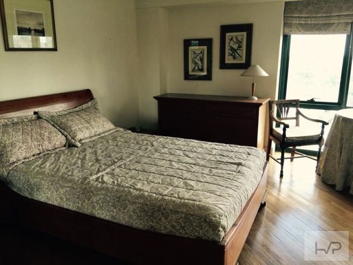 "Hidalgo - Studio, 52 sqm, Fully furnished w/ parking."01