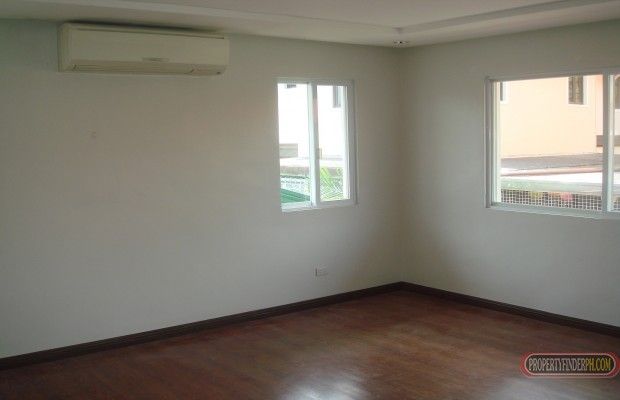House for Rent in Tahanan Village Paranaque City03