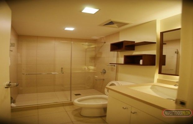 "One Rockwell Condominium, Makati City53sqm 1BR; FF; W/BALCONYPhP60"04