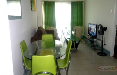 Fully Furnished 1-bed condo at Forbeswood Parklane for rent02