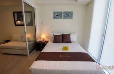 Condo for Long/short term Lease: Fully furnished 1BR with balcony near02
