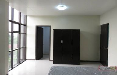 "Studio and 2-3 Bedrooms Condo for rent in Labangon,Cebu City"02