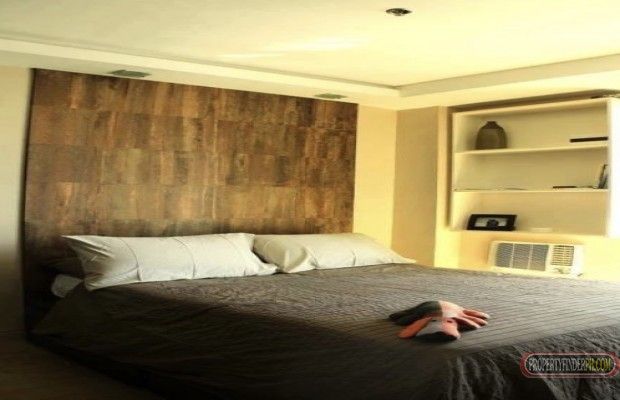 Fully furnished 1BR condo unit in SoHo Central (Shaw Blvd) for Rent03