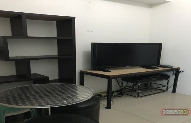 Berkeley Residences 1BR Condo for Rent Makati City03
