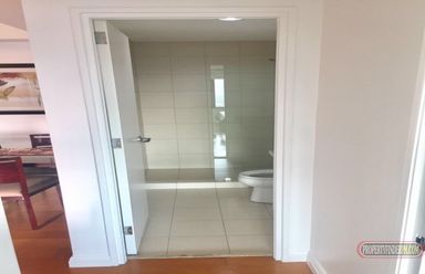 FOR LEASE ONE ROCKWELL EAST TOWER02