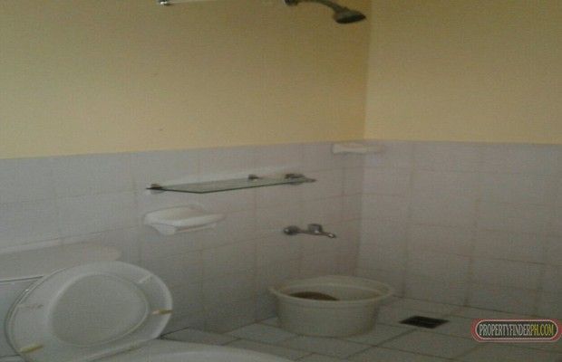 CONDO  BED SPACER FOR RENT MALE ONLY03