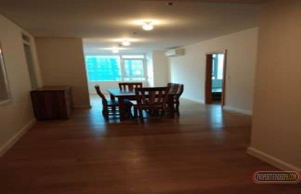 FULLY FURNISHED 1 BR UNIT at PARK TERRACES04