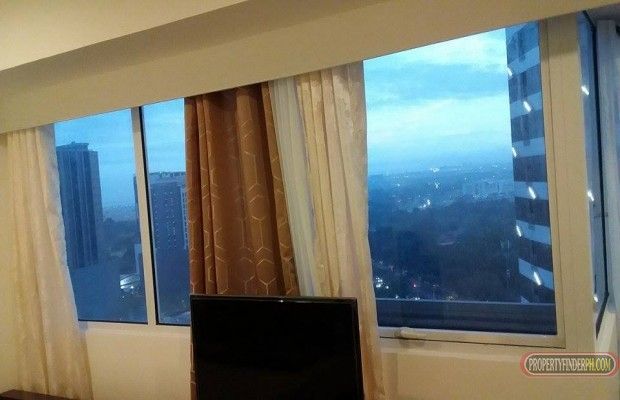 NEW Condo @ BGC with Amazing City View Loft style03