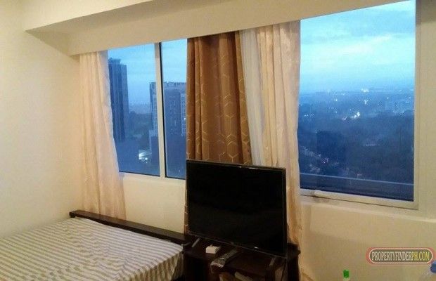 NEW Condo @ BGC with Amazing City View Loft style04