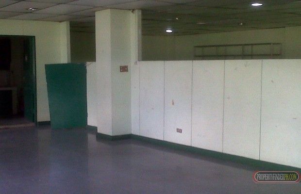 "2nd -4th floor 428 sqm each5th - 333 , 6th- 500 sqm"03