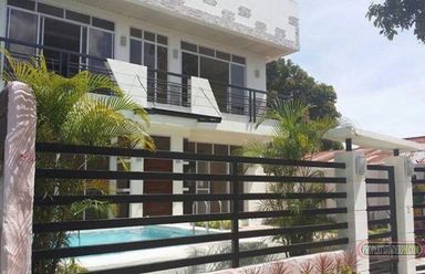 4Br Fully Furnished House and Lot in Minglanilla Cebu02