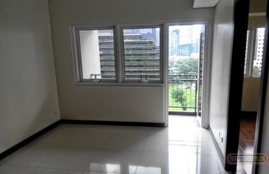 Sonata Private Residences Near Megamall and Shangri La walking dista02