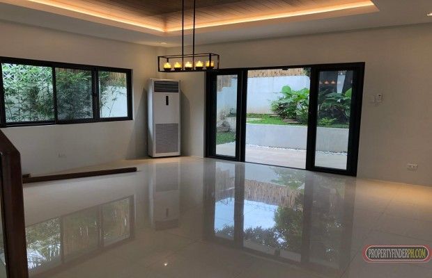 Beautiful Brand New 4 Bedroom Modern Duplex in the Exclusive San Loren03