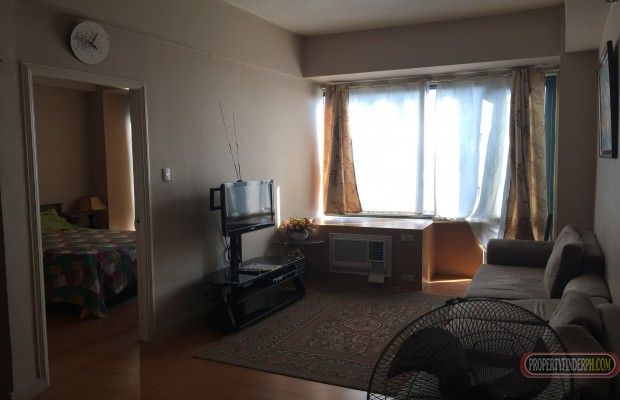 "FURNISHED STUDIO TYPE CONDO FOR RENT IN EASTWOOD, QUEZON CITY"04
