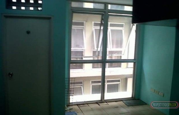 "Studio unit for rent with a/c, ref and induction cooker"03