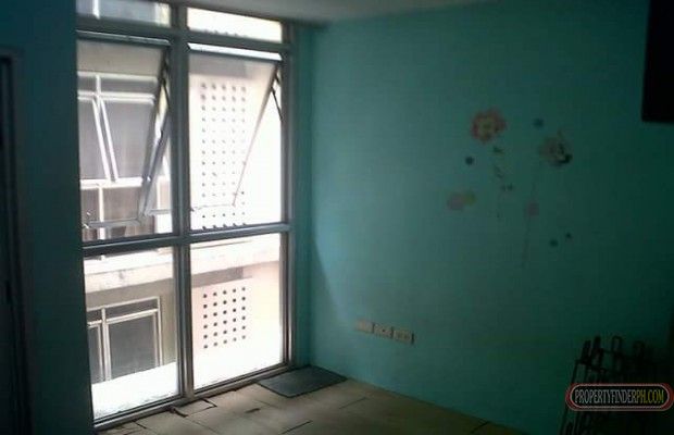 "Studio unit for rent with a/c, ref and induction cooker"04