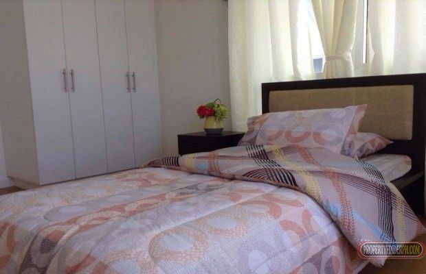 2 bedroom unit fully furnished with Parking Slot.03