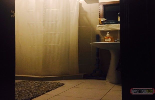 Condo Sharing (2 persons in the unit only). Need 1x male to share a co03
