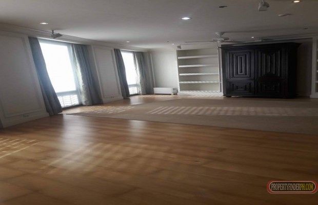 3 BR ESSESNSA EAST FORBES CONDOMINIUM FOR LEASE (URGENT)04