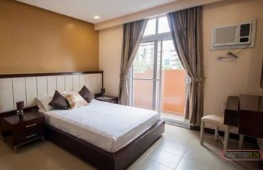 2BR Executive Condo For Rent Furnished with walk-in Closet02