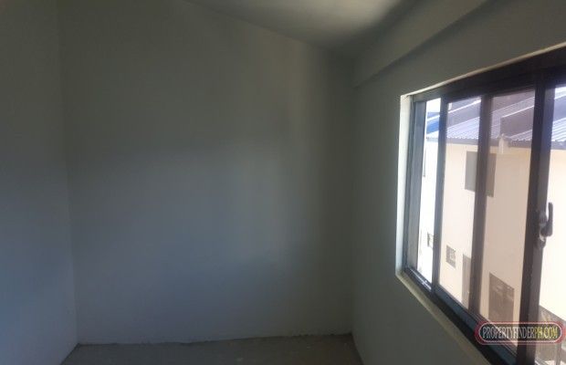 Townhouse for Rent2-BR 1-T&amp;BLaundry AreaNo tiles yet04