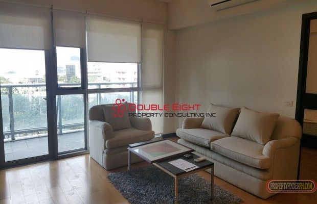 "East Tower at One Serendra, Fully furnished 1BR for Rent"04