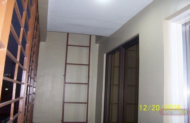 Room for 2: lady/ies or legally married couple; no smoking/drinking al03