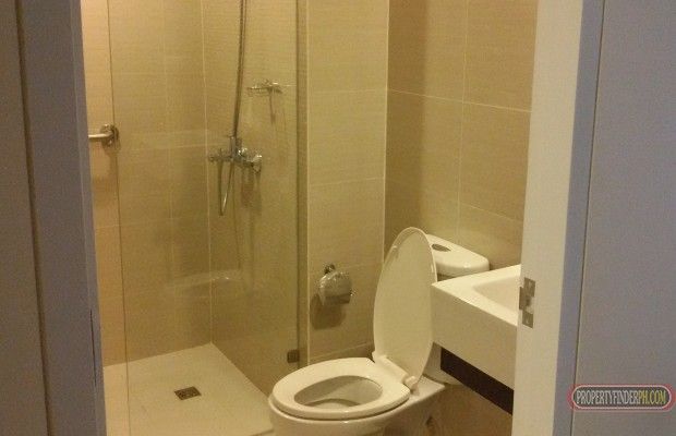Mckinley Hill Condo For Rent in Venice Big Studio Type with Balcony03