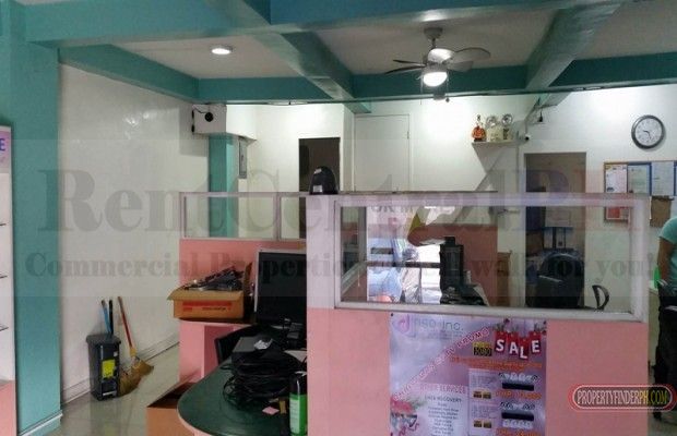 AVAILABLE FOR LEASE 300sqm COMMERCIAL SPACE IN LAS PI?AS04