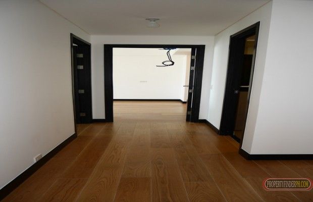 West Tower at One Serendra 2BR Condo for Rent Taguig City03