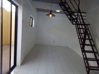 5 mins walk to sm mall sangandaan caloocan city for rent02