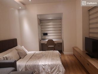 1 Bedroom Condominium Unit For Rent in One Serendra02