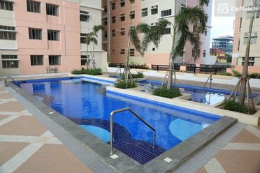 2 Bedroom Condominium Unit For Rent in The Suites at One Bonifacio Hig02