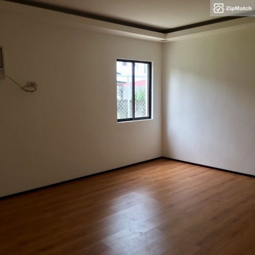 4 Bedroom House and Lot For Rent in Merville Park01
