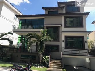 5 Bedroom House and Lot For Rent in Mckinley Hill Village02