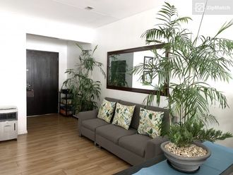 4 Bedroom House and Lot For Rent02