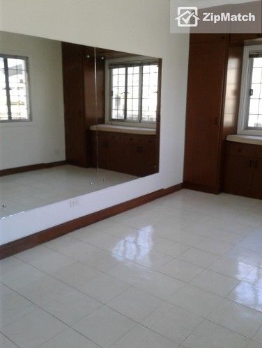 4 Bedroom House and Lot For Rent in Merville Park01