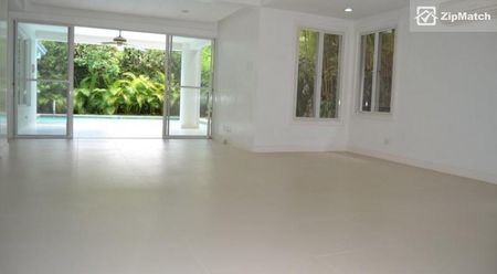 4 Bedroom House and Lot For Rent02