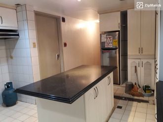 3 Bedroom Condominium Unit For Rent in Pacific Plaza Condominiums02