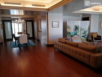 3 Bedroom Condominium Unit For Rent in Discovery Primea02