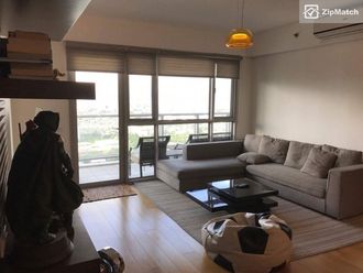 1 Bedroom Condominium Unit For Rent in One Serendra02