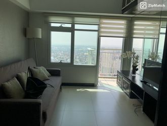 1 Bedroom Condominium Unit For Rent in Two Serendra02
