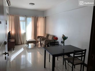 1 Bedroom Condominium Unit For Rent in Parkside Villas02