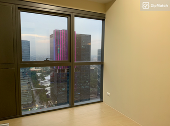 2 Bedroom Condominium Unit For Rent in Uptown Ritz Residence02