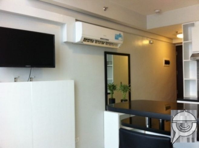 1BR Unit Fully Furnished at Eton Emerald Lofts04