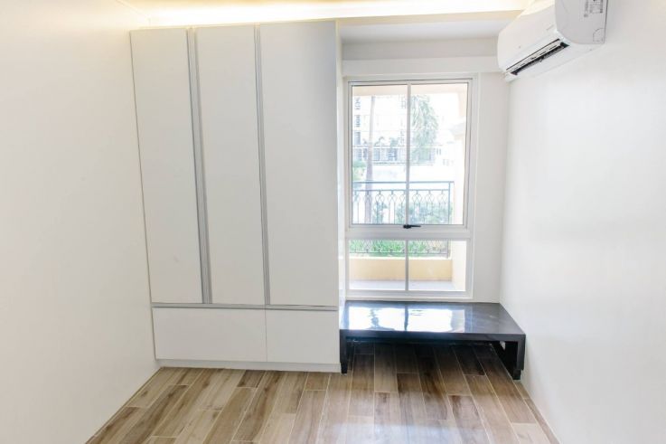 Fully Finished 2 Bedroom Condominium for Rent03